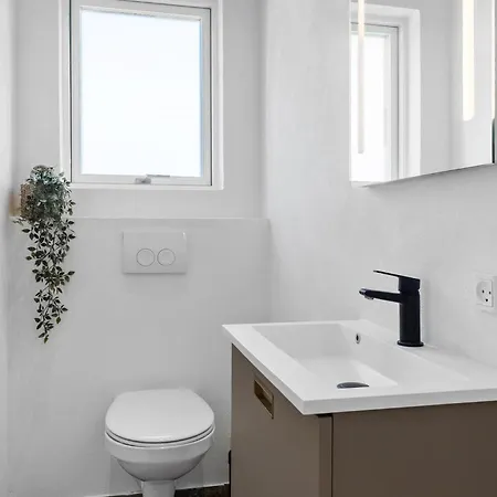 Beautiful In With Sauna 度假居